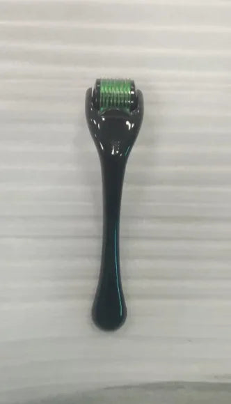 Derma Roller 540 Agujas de Titanio